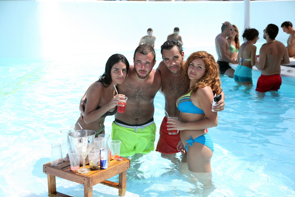 Riviera on Sunday 